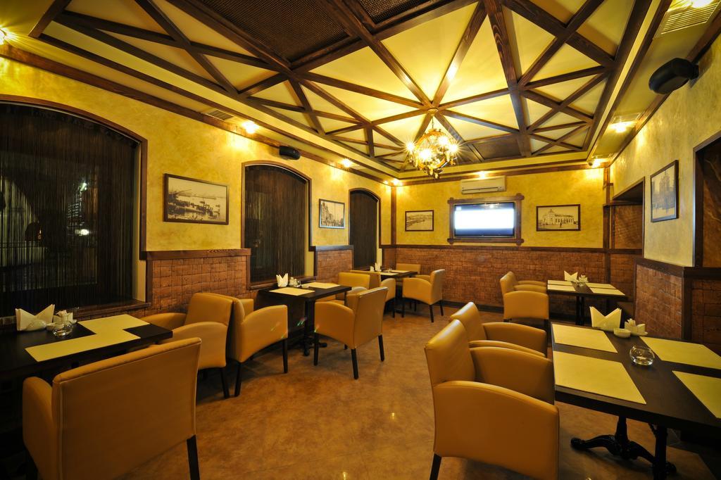 Du Port Hotel Баку Екстериор снимка